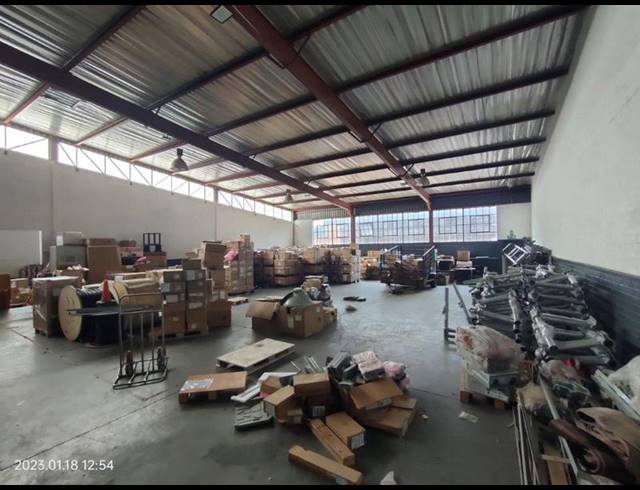 INDUSTRIAL PROPERTY TO RENT IN HALFWAY HOUSE